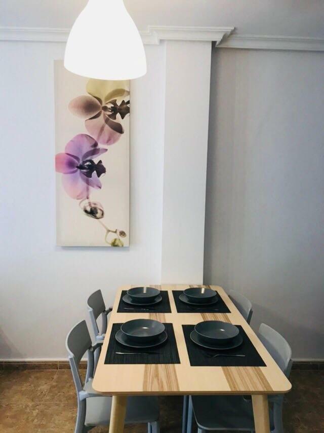 Katy Apartments Οριουέλα Εξωτερικό φωτογραφία