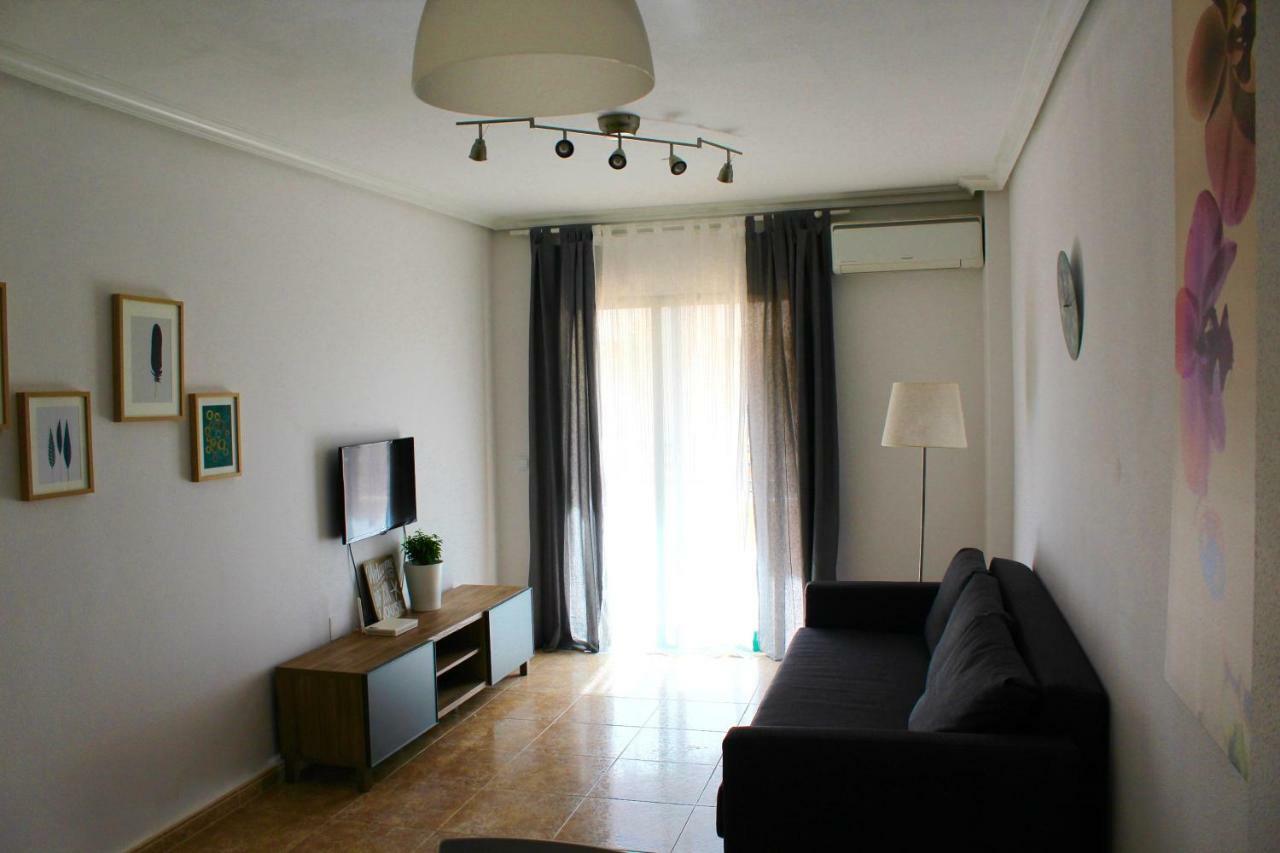 Katy Apartments Οριουέλα Εξωτερικό φωτογραφία